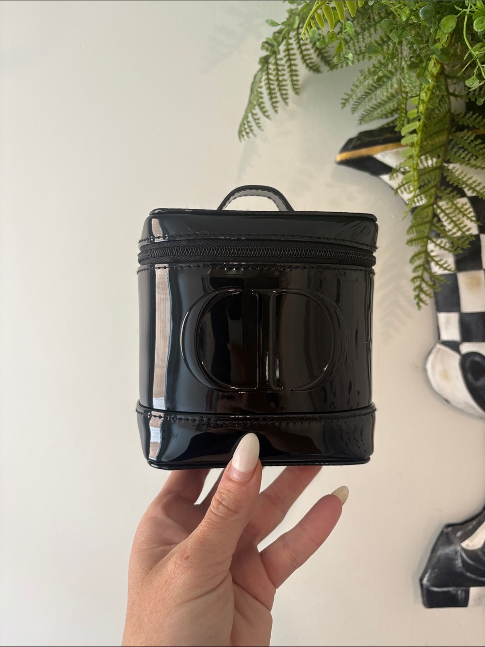 Authentic Dior Beauty Black Patent CD Logo Vanity Cosmetic Makeup Case